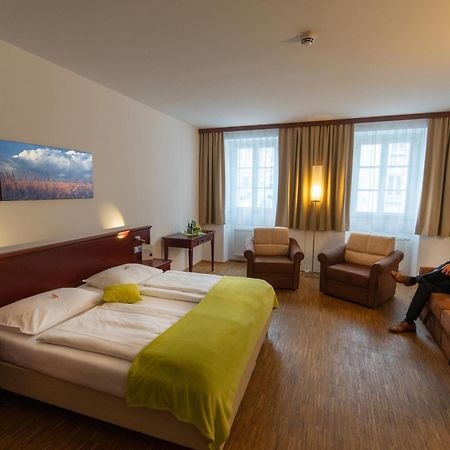 Stadthotel 바이트호펜 안 데르 타야 외부 사진