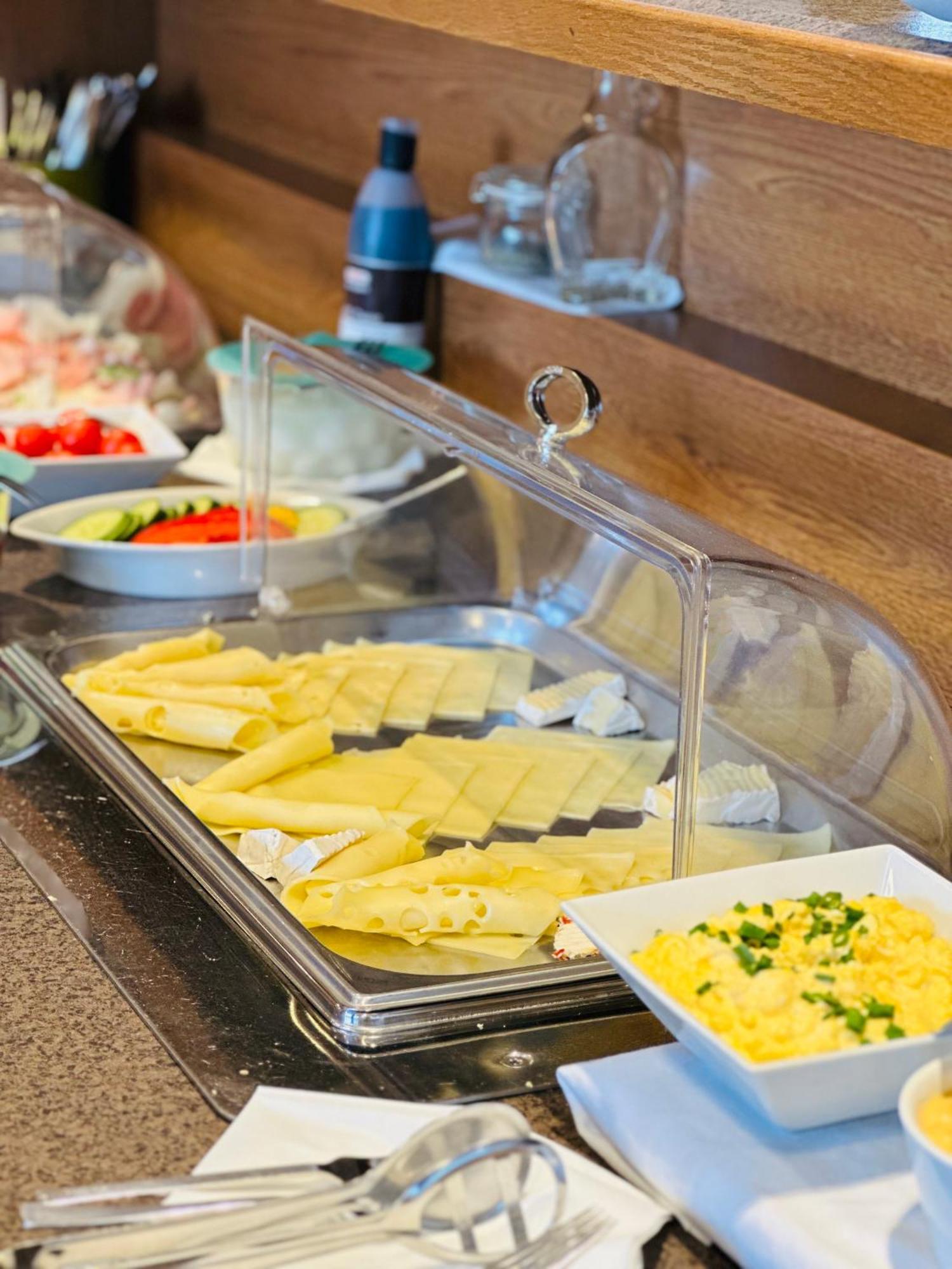 Stadthotel 바이트호펜 안 데르 타야 외부 사진