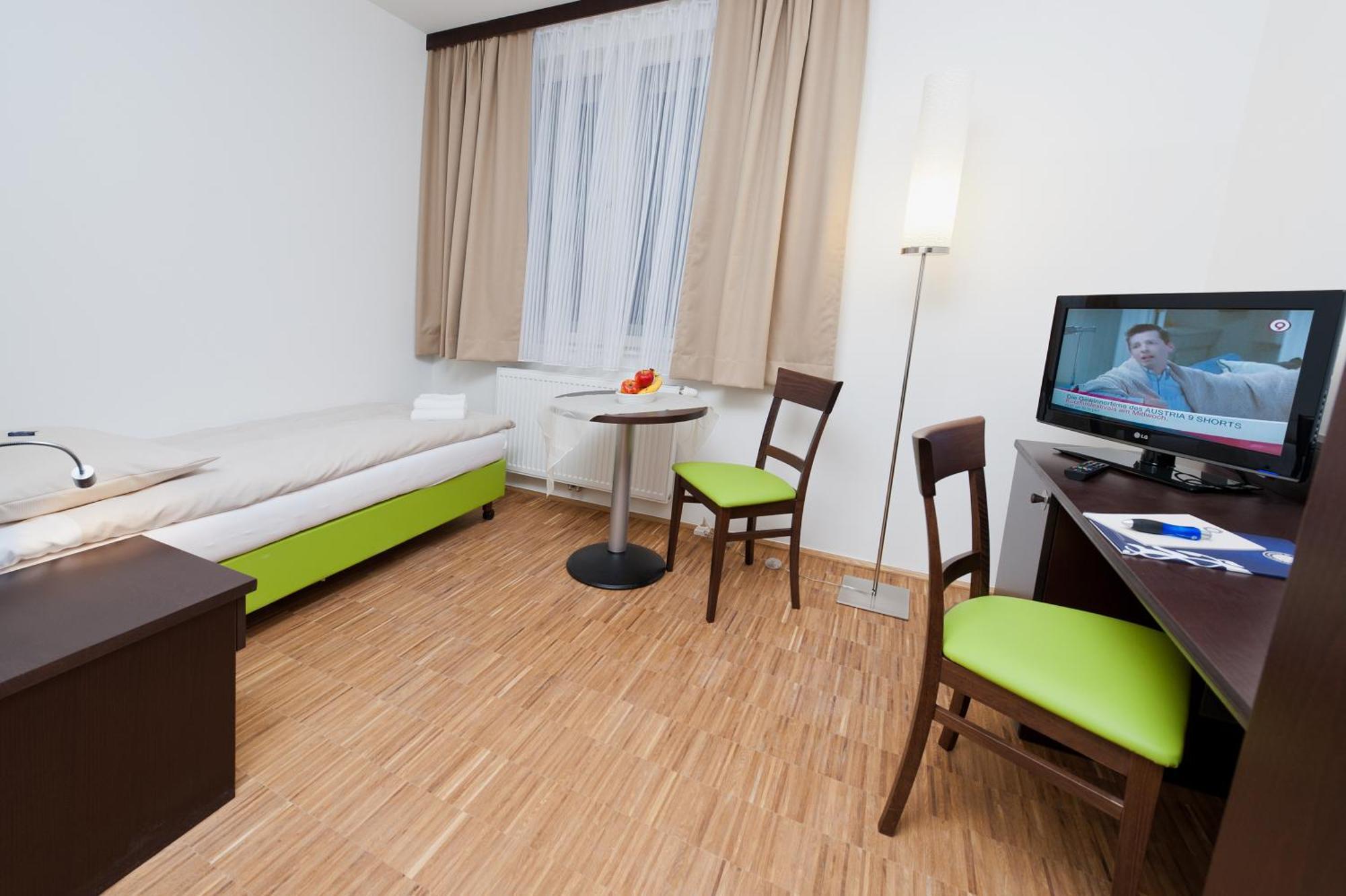 Stadthotel 바이트호펜 안 데르 타야 외부 사진