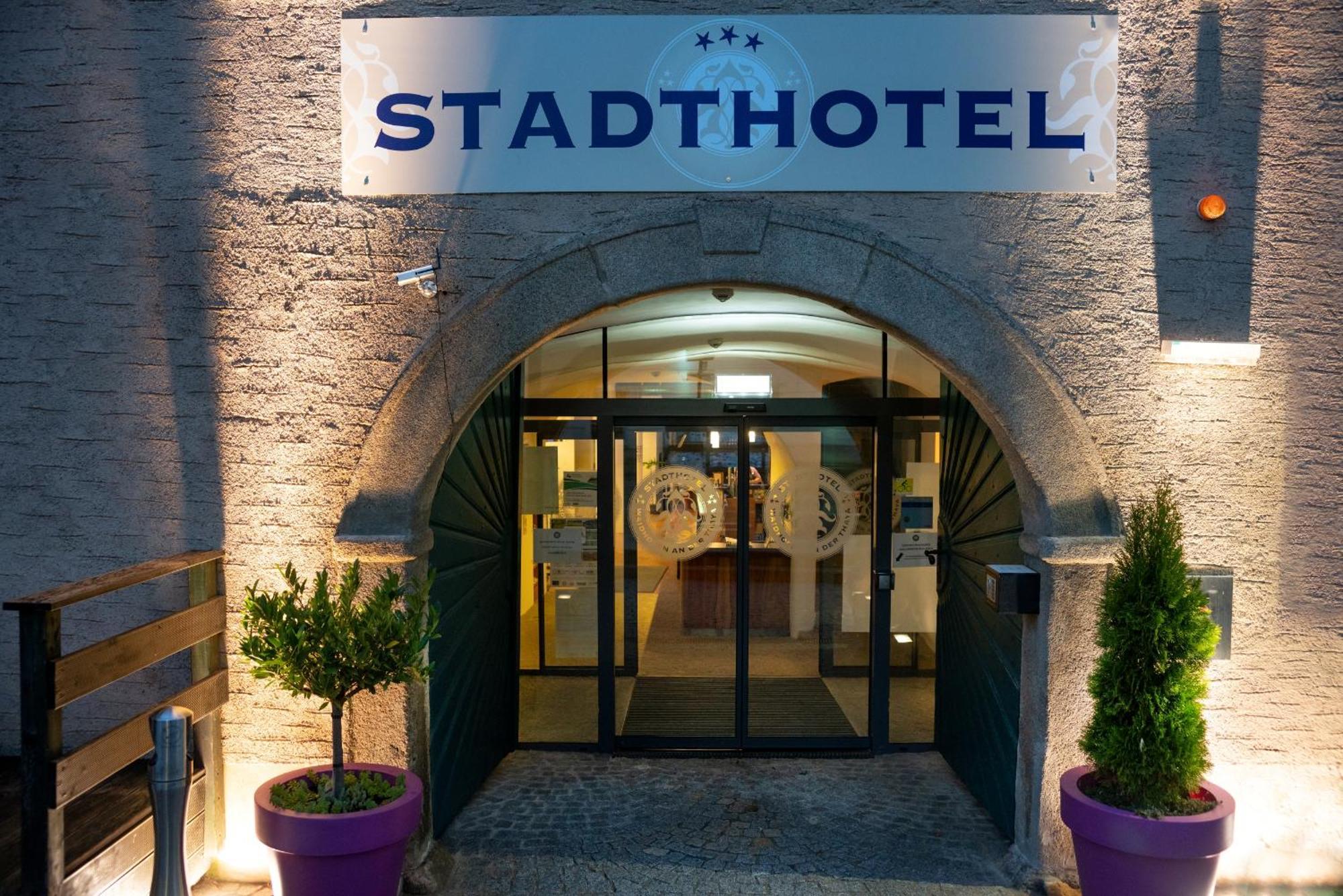 Stadthotel 바이트호펜 안 데르 타야 외부 사진